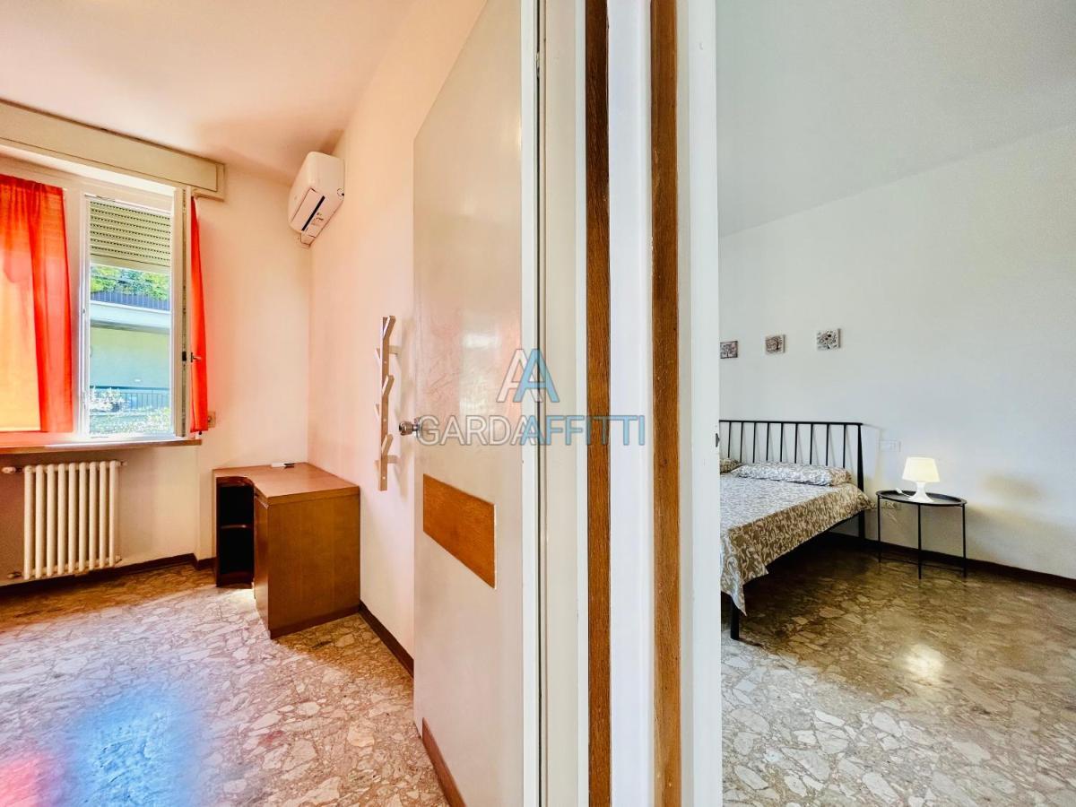 Ares Apartment - Vicino Al Lago Di Garda E Alla Stazione Treno Desenzano del Garda Exterior foto
